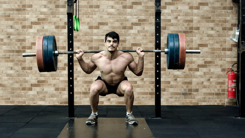 9 Quick Tips Guaranteed to Increase Your Squat
